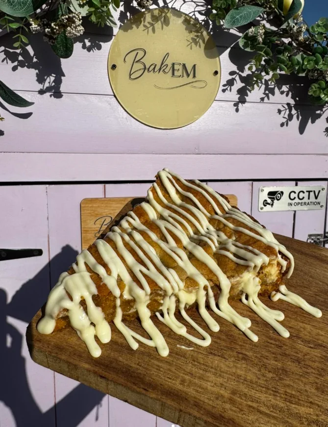 White chocolate drizzled bake